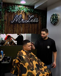 Photo Mr. Lee's Barbershop