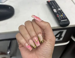 City Nails