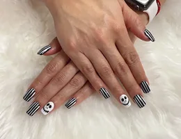 DT Nails Design