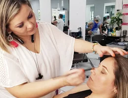 Leonardo Maciel Salon