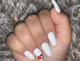 Cute T Nails