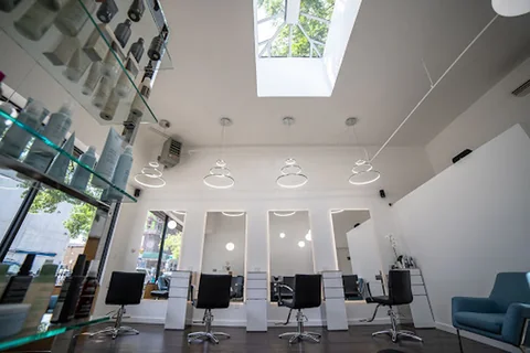 Photo Contura Fine Hair Salon