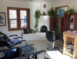 Lesa Newberry Salon