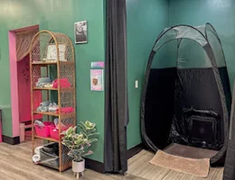 Sknwrx Beauty Studio and Med Spa