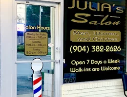 Julia 's Salon