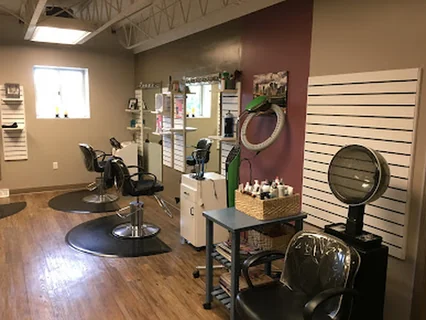 Photo Studio G Salon and Day Spa