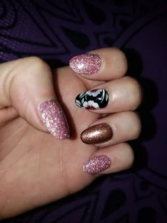 Photo Diamond Nails