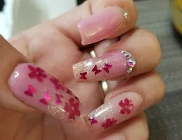 MB Nails Salon