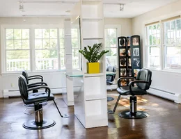 Stephen & Co Salon