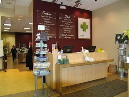 Photo Head Quarters Salon & Spa Aveda