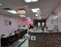 Li Nails & Spa