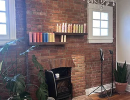 Juno Salon