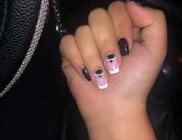 Attraction Nails