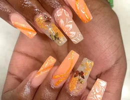 Vivians' Nail Bar & Spa