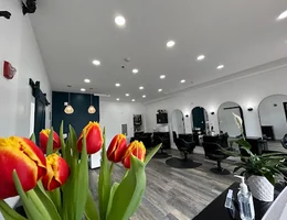 Salon Madison