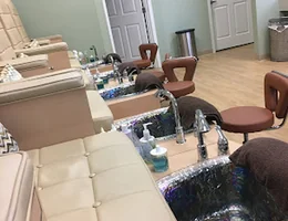 Maxim Nails & Spa