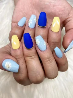 Photo Crystal Nails