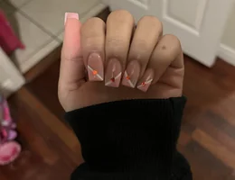 Plus Q Nails