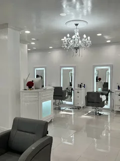 Photo Luna Lucci Hair Salon