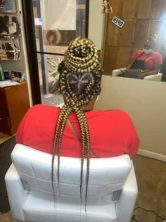 Photo MD round the world African hair salons