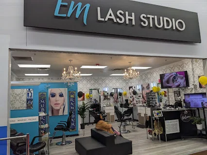 Photo Em Lash Studio (Threading-Waxing-Lashes)