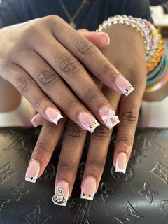 Photo Blanche Nails & Spa