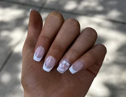 Vi Vi's Nails