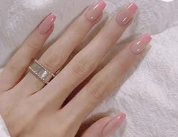 Romantic Nails