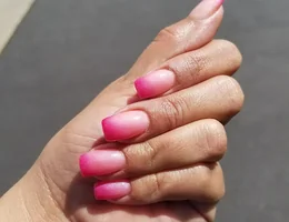 Ultimate Nails