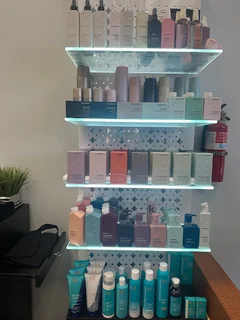 Photo Color Me Chic Salon