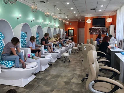 Photo Hollywood Nails & Spa