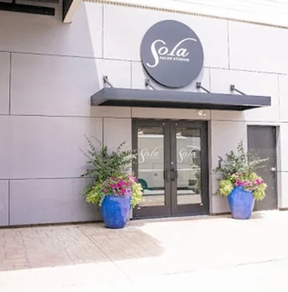 Photo Sola Salon Studios