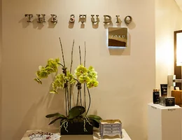 ZØKU Salon