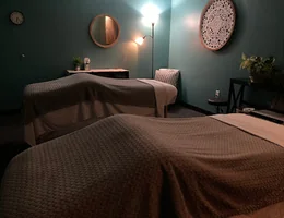 Two Rivers Massage - Bettendorf