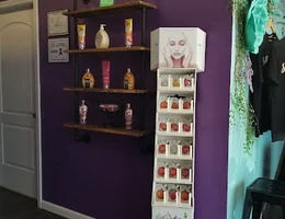 ikonick Wax & Beauty Bar