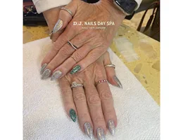 D J Nails Day Spa Salon