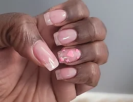 Nails Attraction