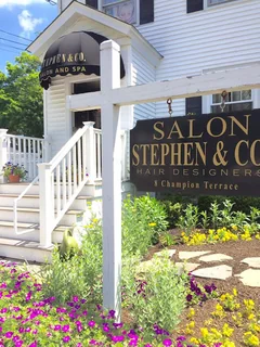 Photo Stephen & Co Salon