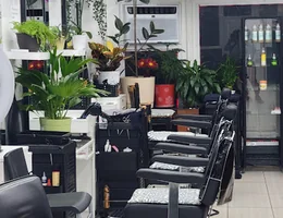 Latifa Natural Hair Salon