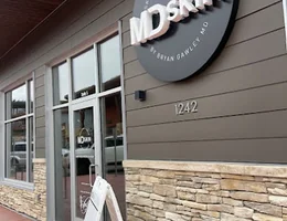 MDSkin Lounge and MDSkin Bar