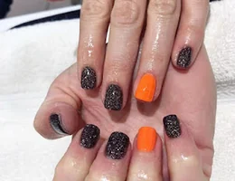 Queens Nails and Spa