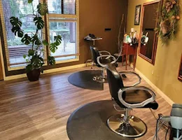 Great Looks Hair Studio