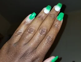 B&M Nails