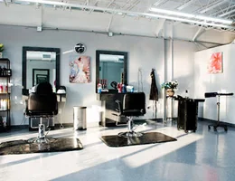 Blossom Salon