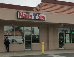 Us Nails & Spa