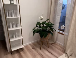 Kindly Beauty Lounge