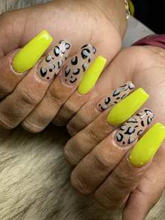 Photo Diamond Nails