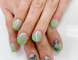 La NAILS & SPA - Ellisville, MO(15% off new customers)