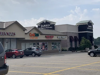 Photo Unique Eyebrows (Threading,waxing,facial Salon)Outside mall,walks in welcome