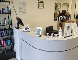 Holiday Hair Salon - Sunbury